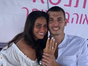 הצעת נישואין אינטימית